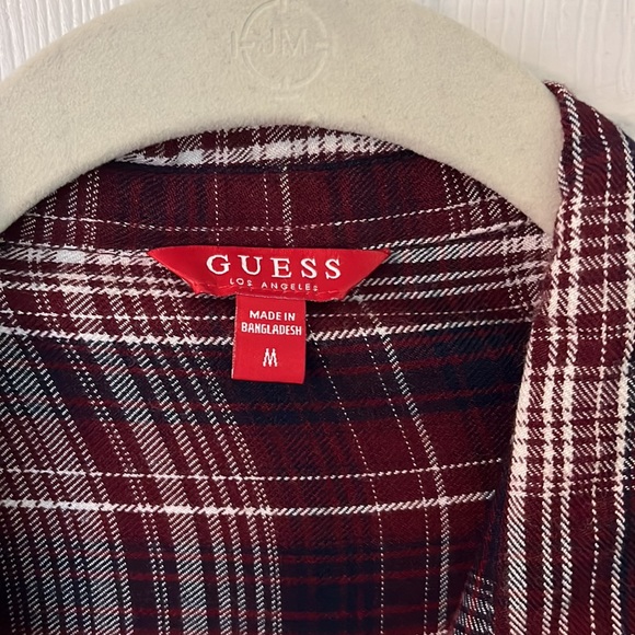 Guess bottom up plaid shirt - Picture 2 of 4